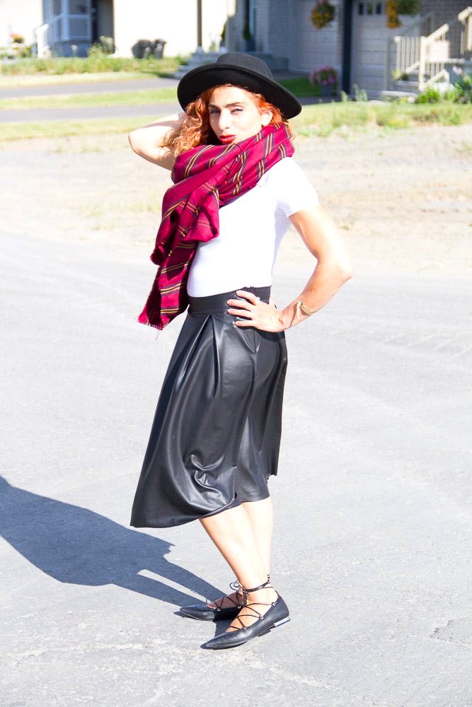 Black leather skirt, white top, black hat, wrap ballerina flats and blanket scarf_3
