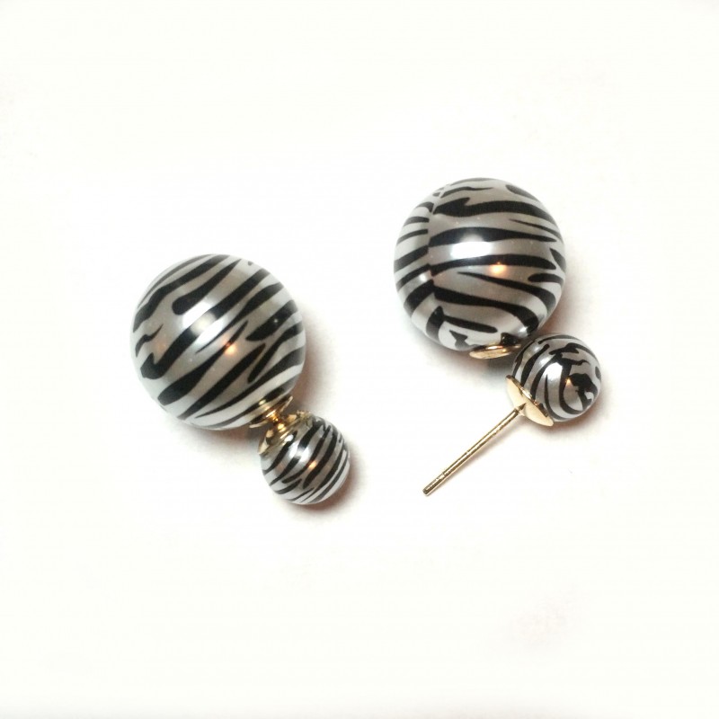 Zebra print metallic double-pearl earrings