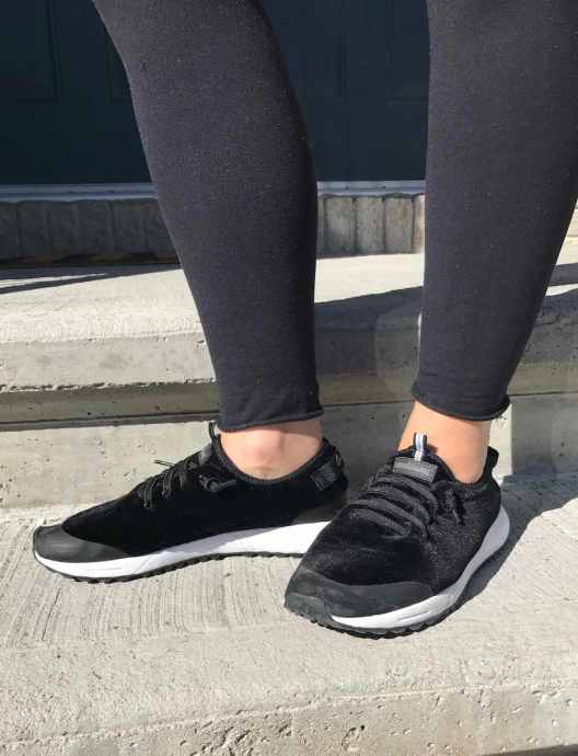 Mothers day gift, velvet black runners