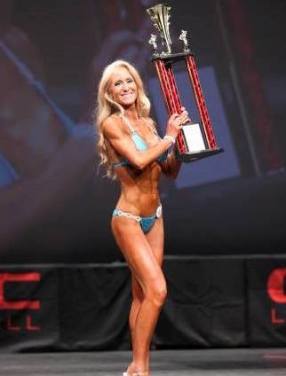 Kim championship thanks to fitness model workout