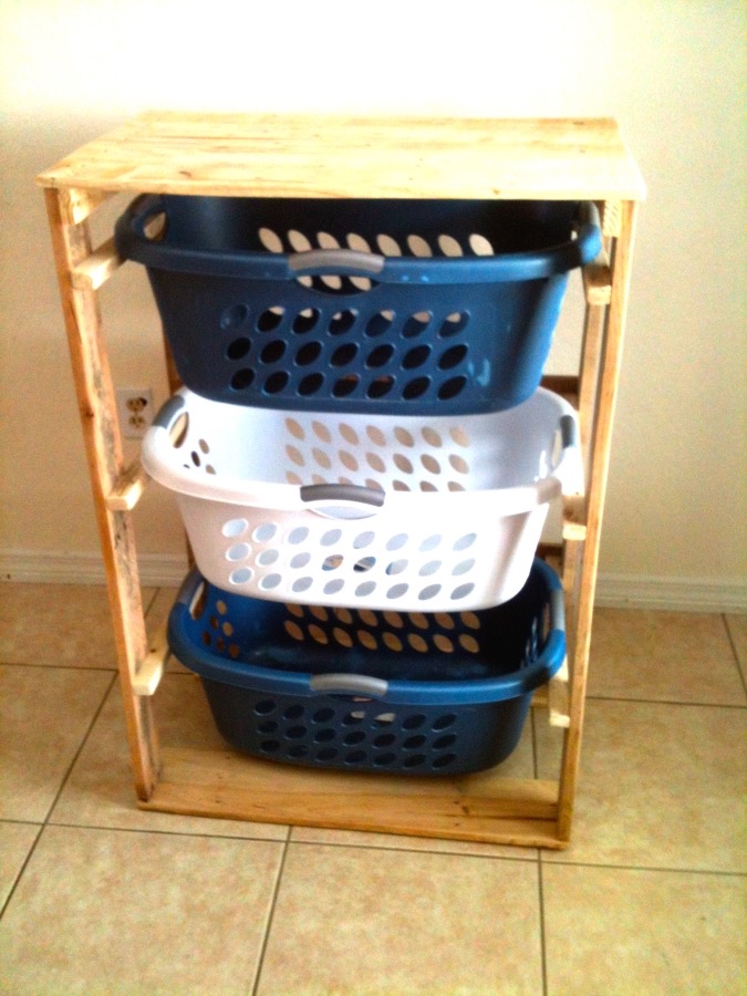 DIY pallet laundry dresser