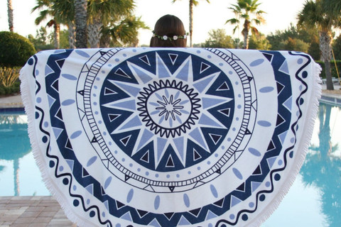 Mai Tai Round Beach Towel