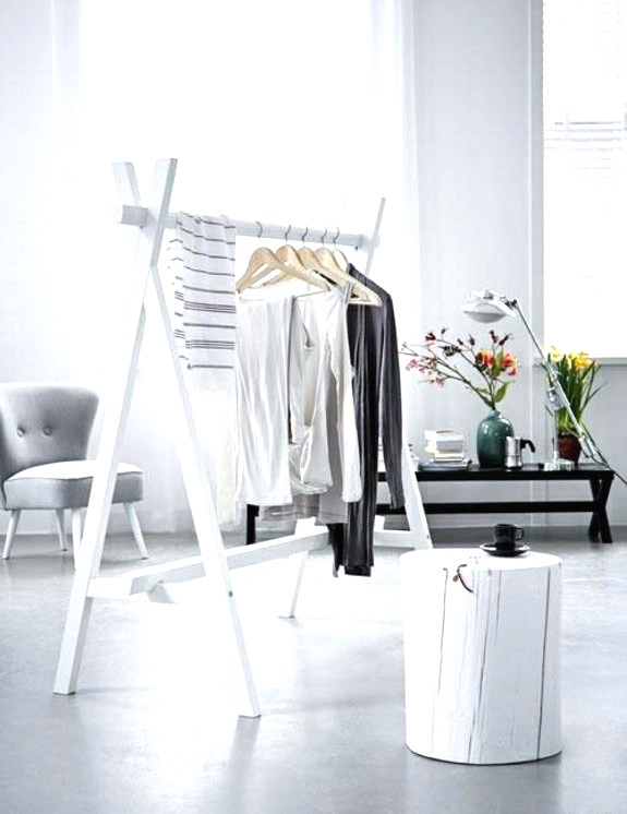 Decorative tree stump