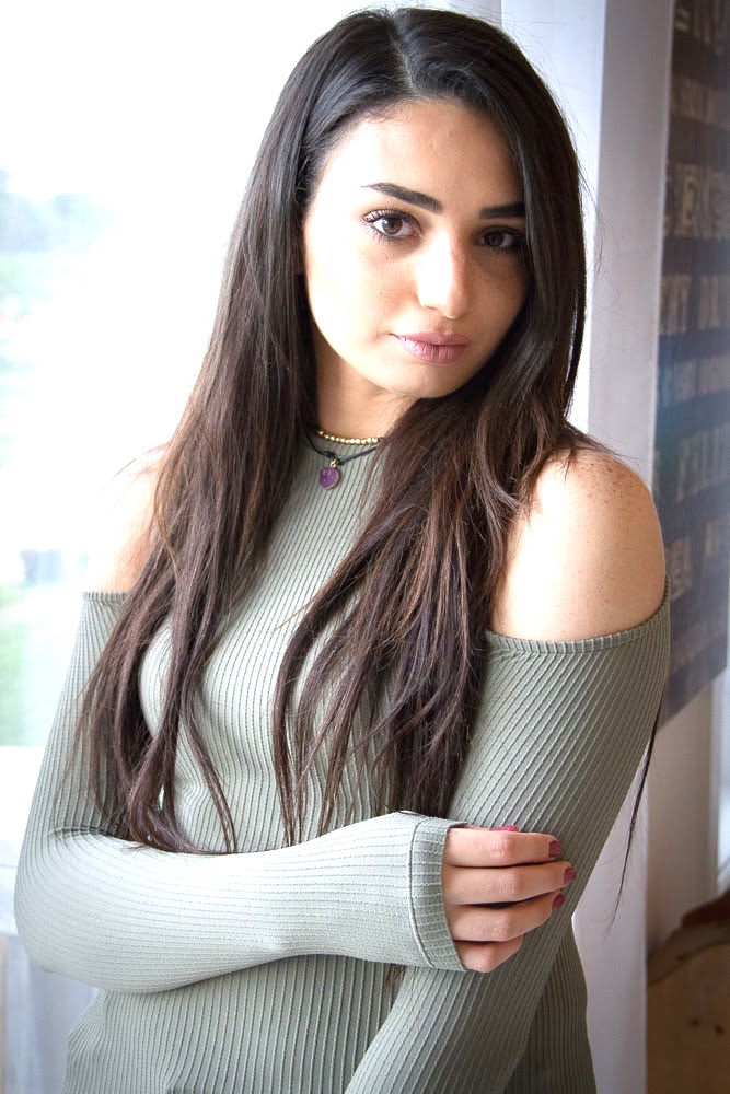 Clip in hair extension in 15 minutes or less