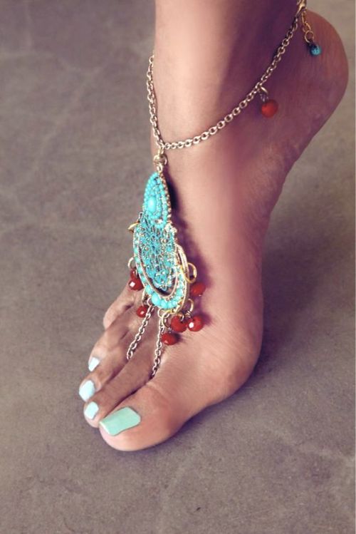 Boho accessories, Barefoot sandals, Ankle chain, Boho fashion, Coachella style, Coachella accessories, Coachella fashion, Coachella jewelry