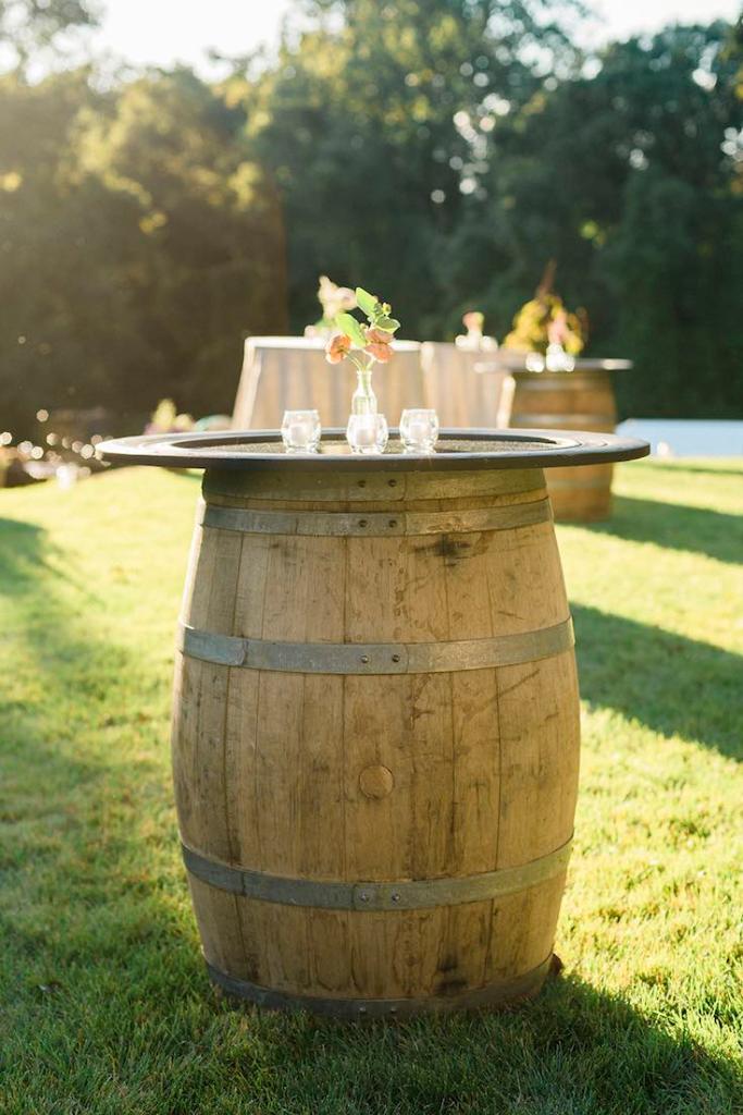 Wheel barrel table, Wedding decoration ideas, Wedding decorations on a budget, DIY Wedding decorations, Rustic Wedding decorations, Fall Wedding decorations