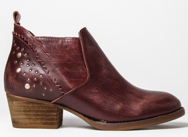 Musse & Cloud Chelsea burgundy booties