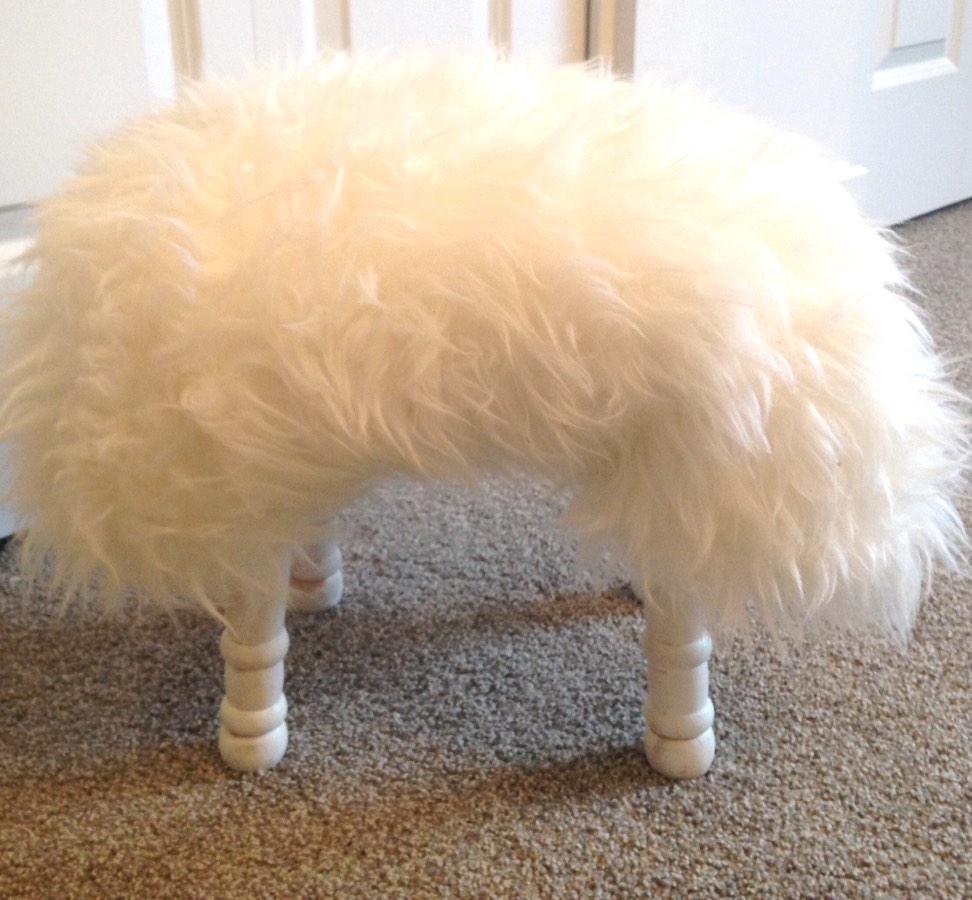 sheepskin-foot-stool-finished-product