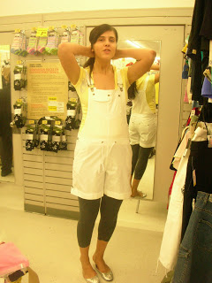 bargain-fashion-shopping-for-a-casual-day