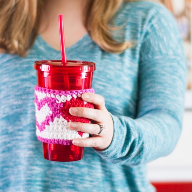Tapestry crochet heart cup cozy