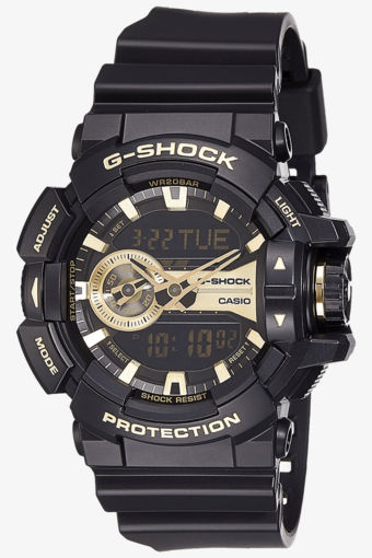 Men's sporty black and gold Casio watch