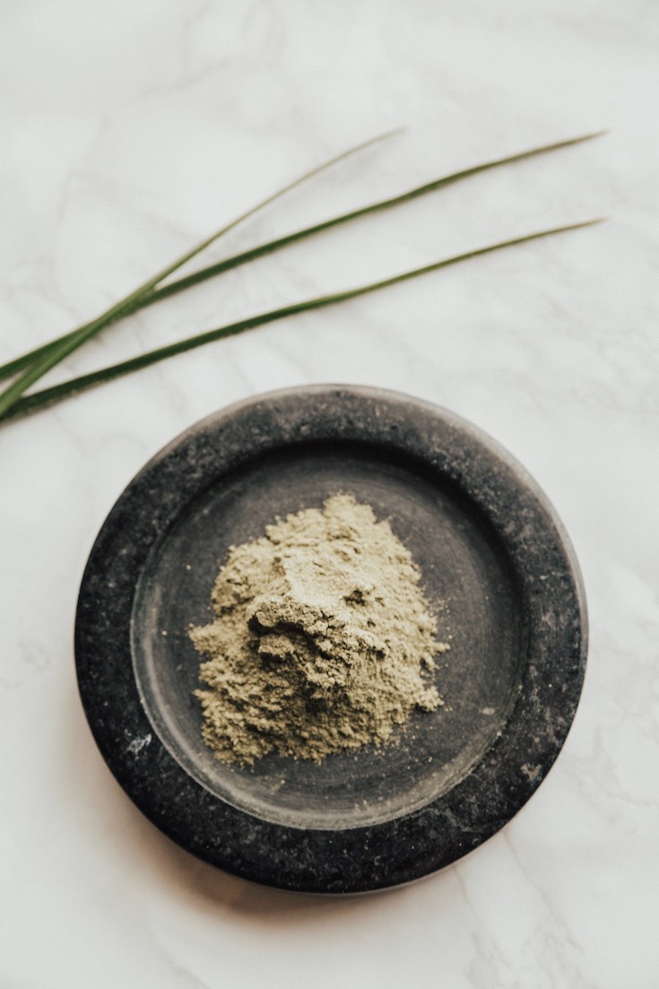 Medicinal herbs powder
